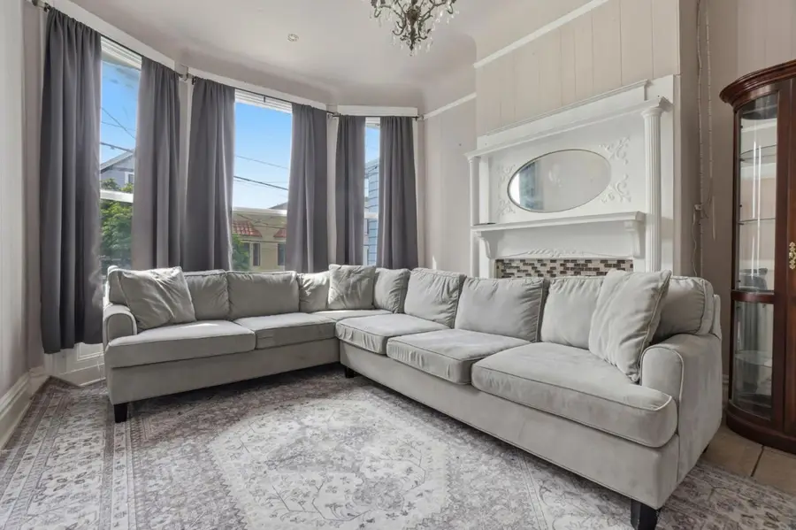 327 Brazil Avenue, San Francisco, CA 94112 - #3