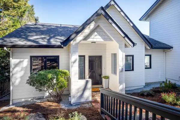 530 Live Oak Lane, REDWOOD CITY, CA 94062