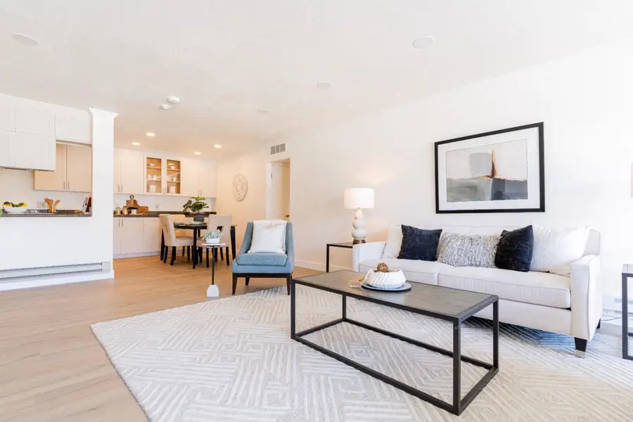 1945 Mount Vernon Court  #14, Mountain View, CA 94040 - Image #2