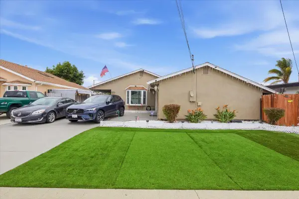 2627 Naples Street, HAYWARD, CA 94545