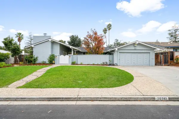 20742 Saint Joan Court, SARATOGA, CA 95070