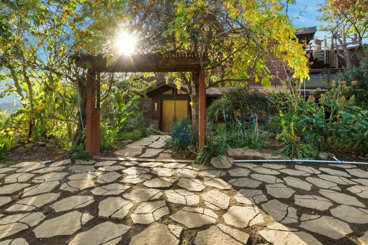 711 California Way, Redwood City, CA 94062 - Image #1