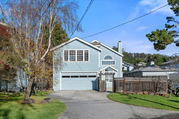 622 Avenue Balboa, EL GRANADA, CA 94018