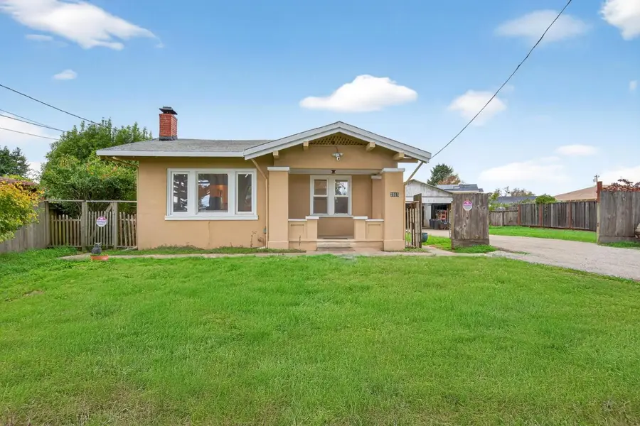 2815 Capitola Avenue, Soquel, CA 95073 - Image #2