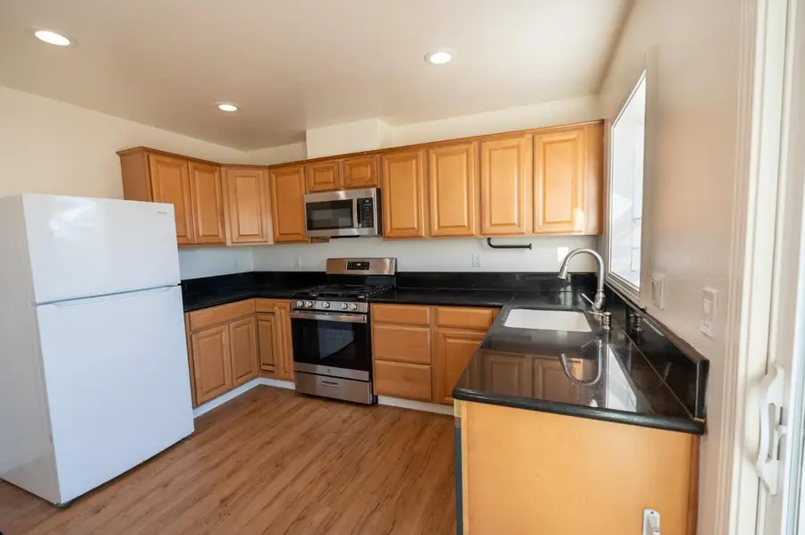 427 Andrew Circle, Marina, CA 93933 - Image #3