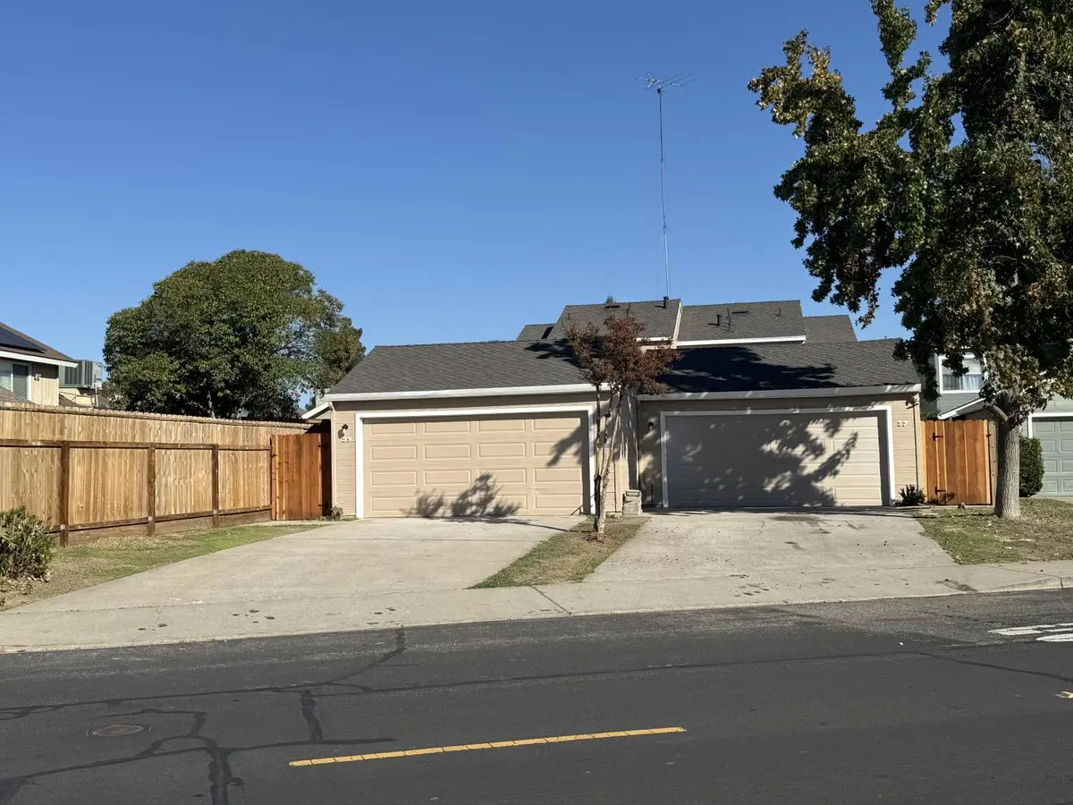 37&39 Willowood Drive, Oakdale, CA 95361 - Image #1