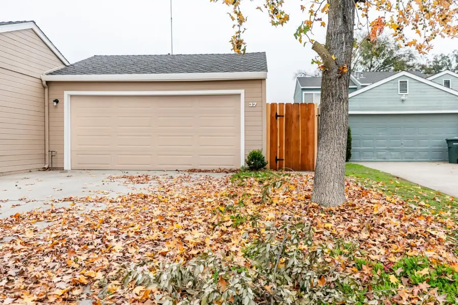 37&39 Willowood Drive, Oakdale, CA 95361 - Image #3