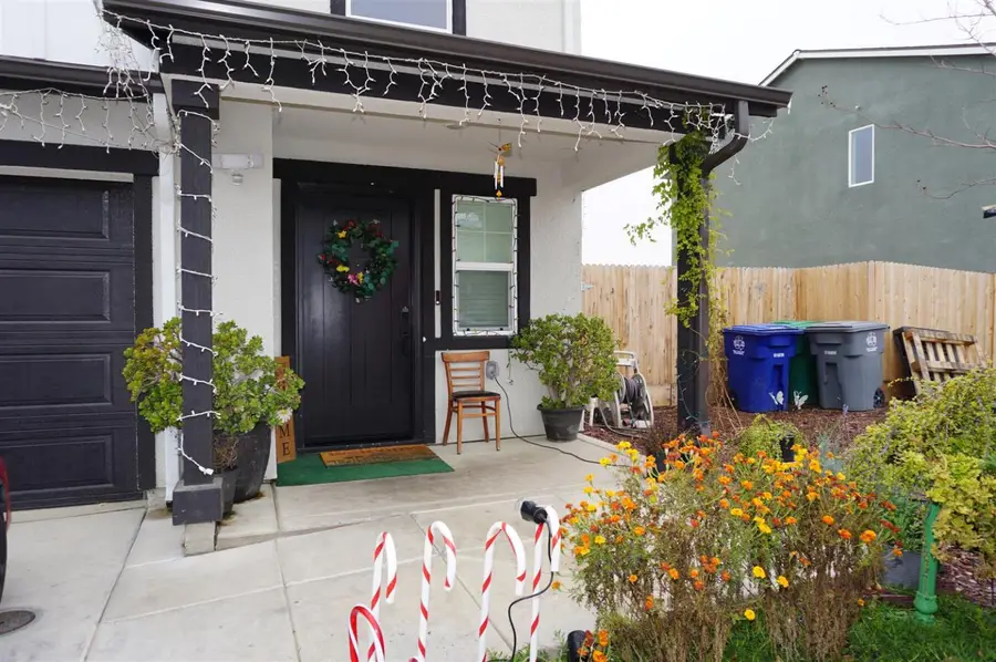 405 Greene Way, Los Banos, CA 93635 - #2
