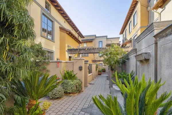 356 Santana Row  #320, San Jose, CA 95128