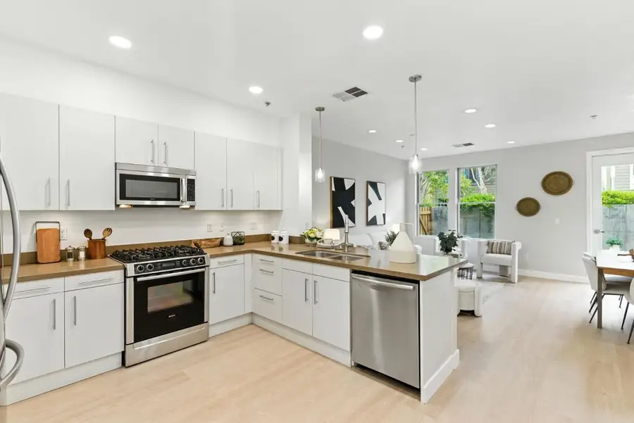 866 Altaire Walk, Palo Alto, CA 94303 - #3