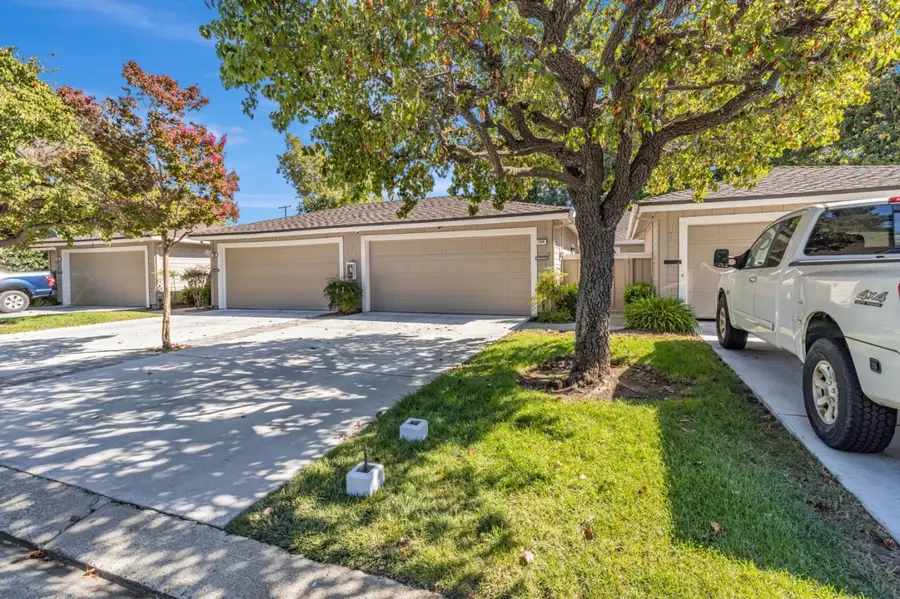 1108 Holly Oak Circle, San Jose, CA 95120 - Image #2
