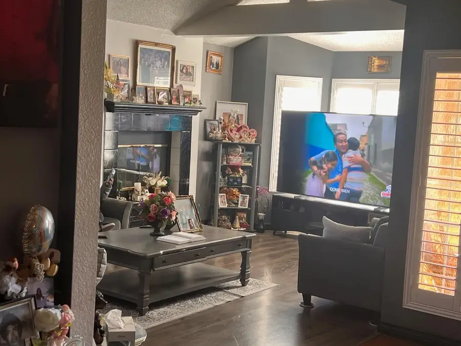 1945 Avenue R6, Palmdale, CA 93550 - Image #3