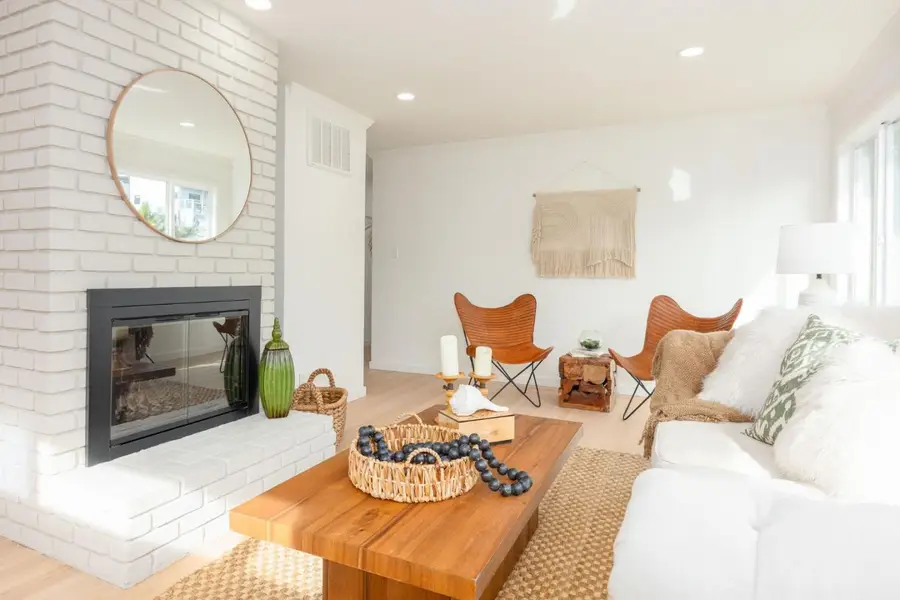 249 Sevilla Avenue, El Granada, CA 94018 - #3