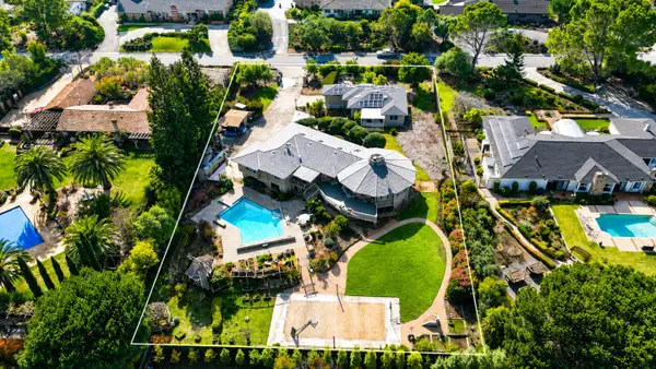 300 Ridgeway Road, WOODSIDE, CA 94062