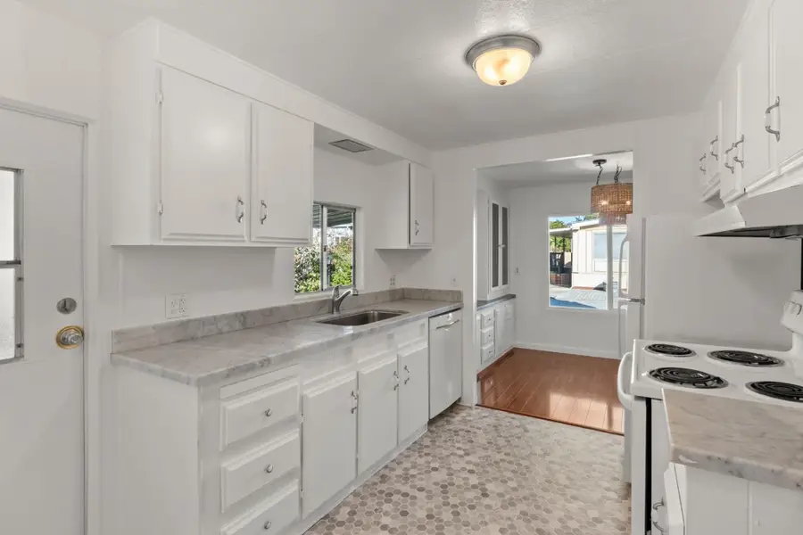 19 Dolphin Court, Half Moon Bay, CA 94019 - #3