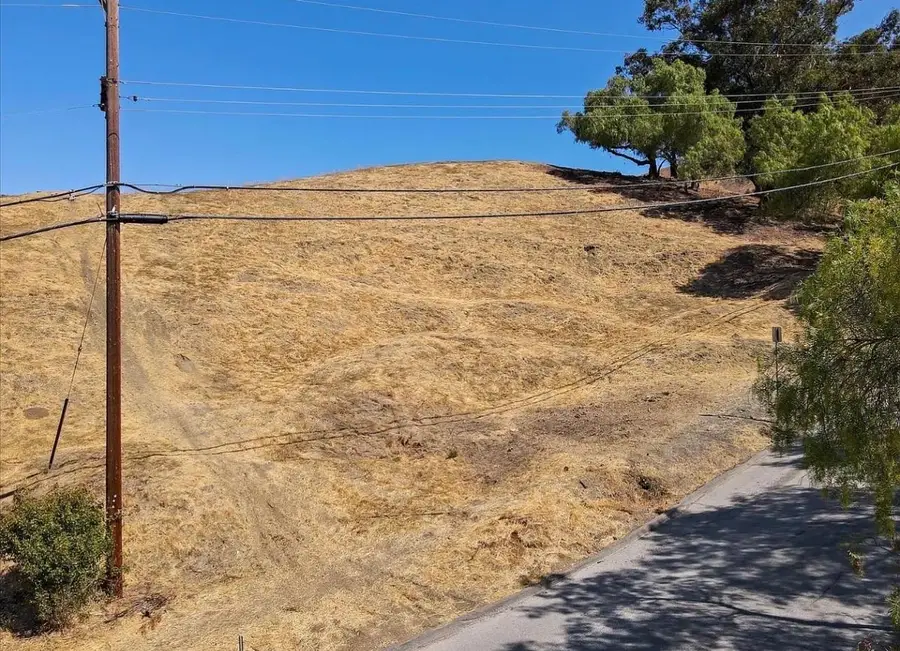 6 Claitor Way, San Jose, CA 95132 - #2