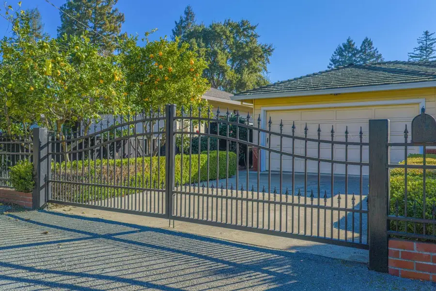 642 14th Avenue, Menlo Park, CA 94025 - Image #2