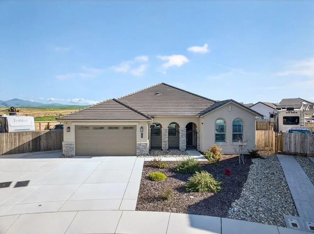 989 Pismo Court, Hollister, CA 95023 - #1