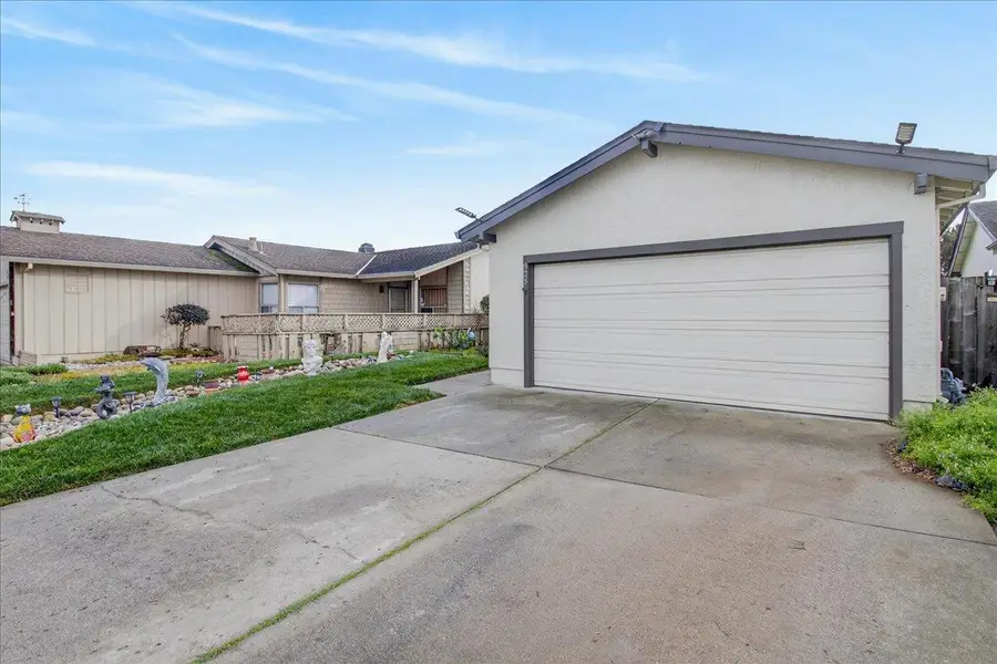 525 Cloudview Drive, Watsonville, CA 95076 - #2