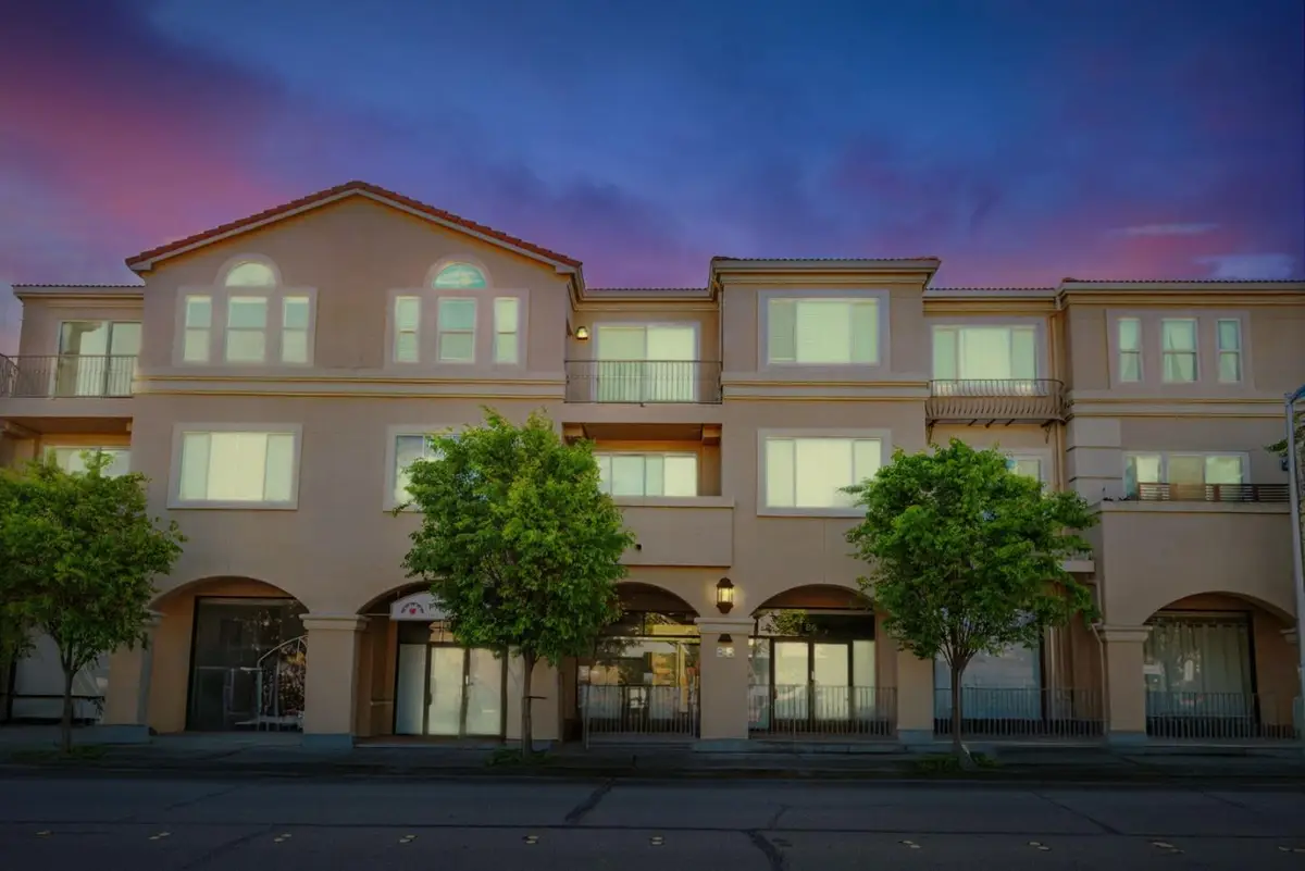 88 17th Avenue  #304, San Mateo, CA 94402 - #1