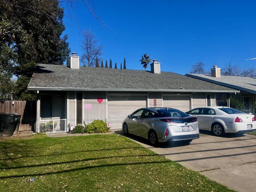 8833 Winding Way, Fair Oaks, CA 95628 - #2