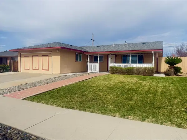 1300 Mesa Drive, HOLLISTER, CA 95023