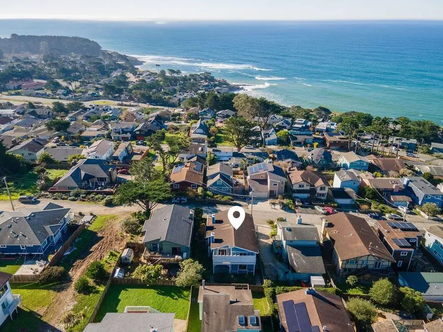 583 Sierra Street, Moss Beach, CA 94038 - #2