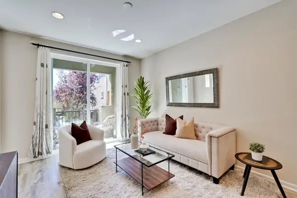 1405 Coyote Creek Way, Milpitas, CA 95035