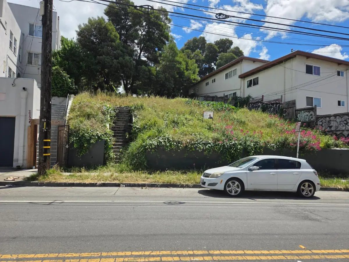 2120 35th Avenue, Oakland, CA 94601 - #1