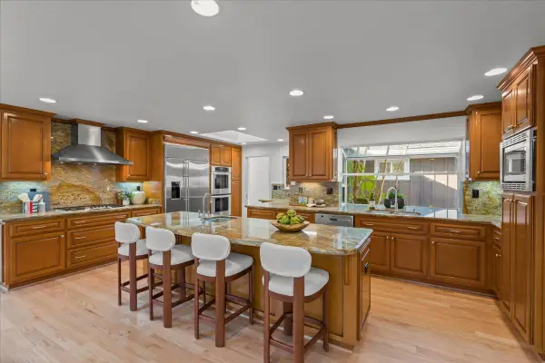 12095 Brookglen Drive, SARATOGA, CA 95070