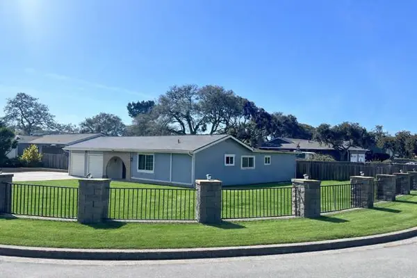 9460 Century Oak Road, Salinas, CA 93907