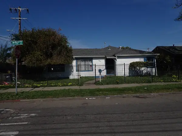 901 92nd Avenue, OAKLAND, CA 94603