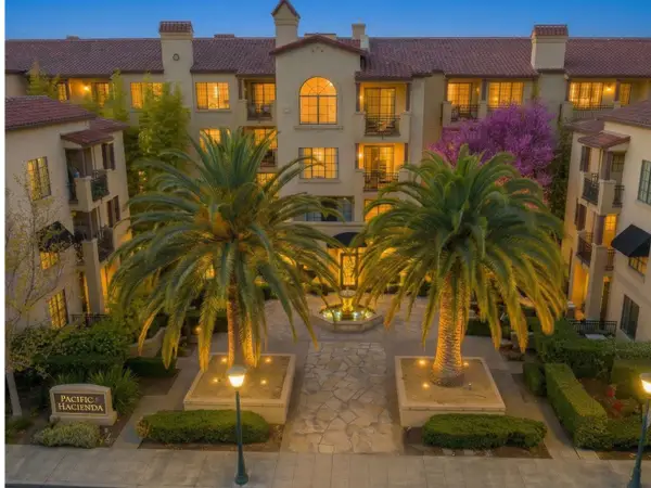 633 Elm Street  #209, SAN CARLOS, CA 94070