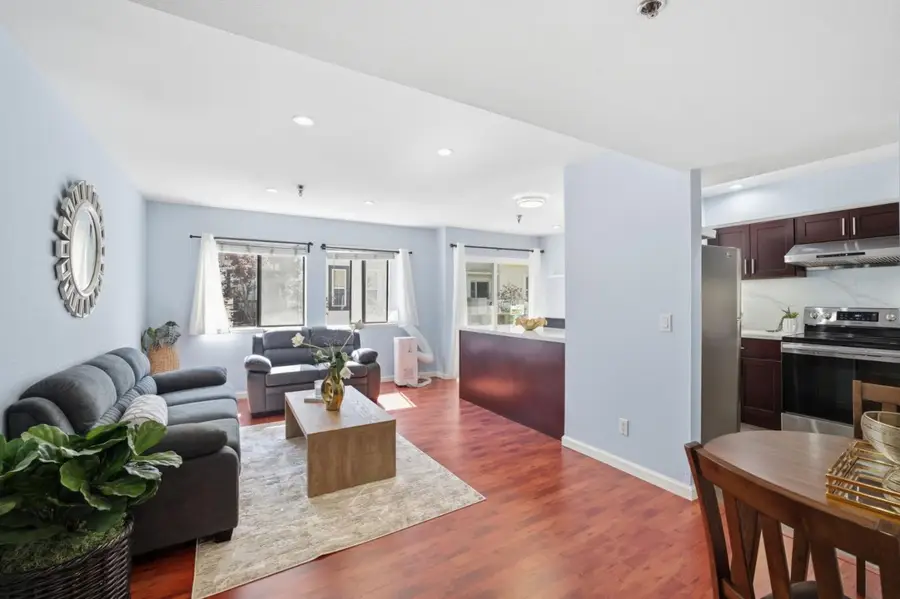 711 Bayshore Boulevard  #6, San Mateo, CA 94401 - #2