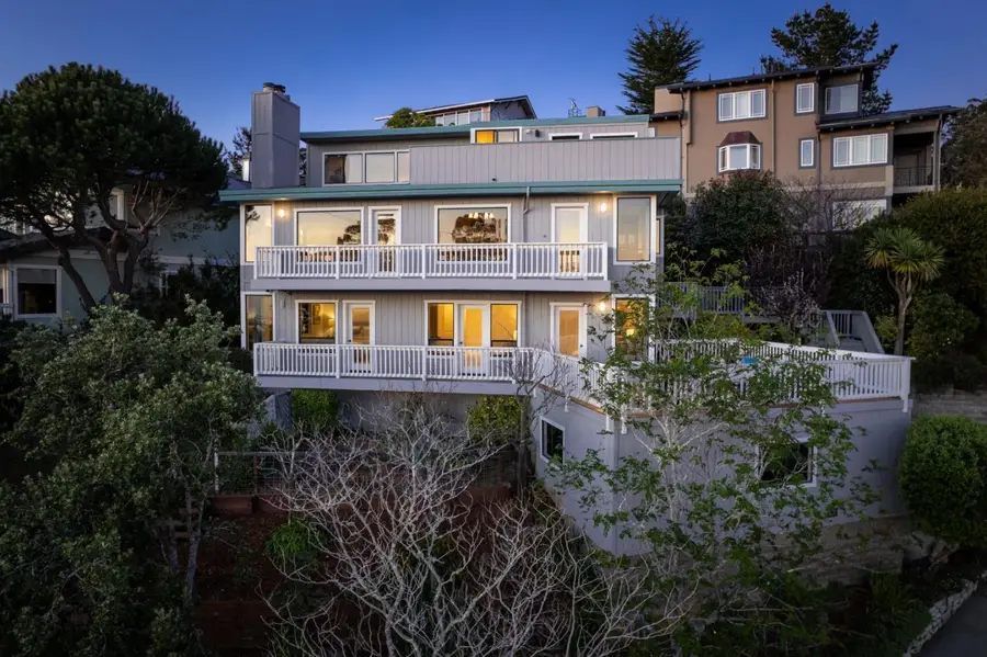 103 Dolphine Avenue, El Granada, CA 94018 - #3