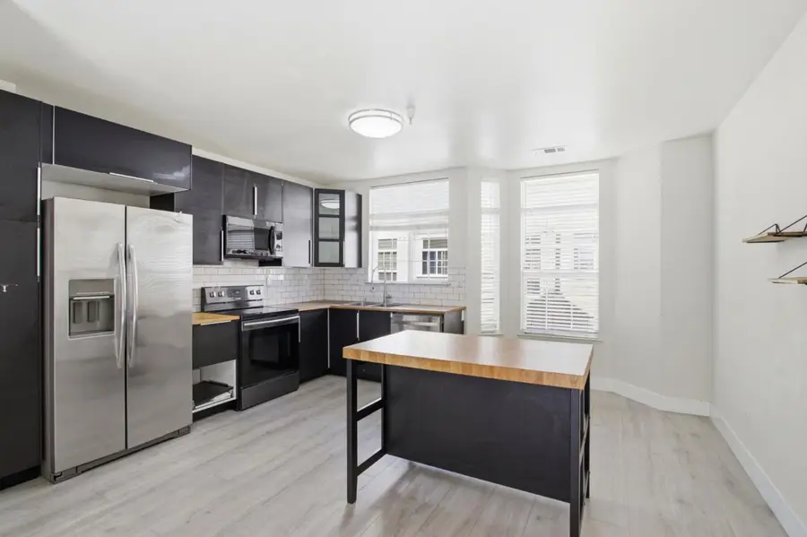 2414 Falk, San Jose, CA 95116 - #3