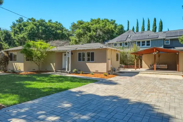 470 Bell Street, East Palo Alto, CA 94303