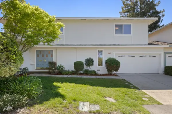 1102 Blue Lake Square, MOUNTAIN VIEW, CA 94040