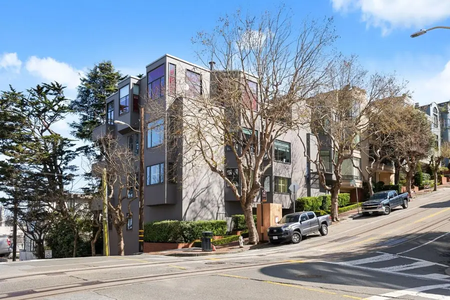 2390 Hyde Street  #1A, San Francisco, CA 94109 - #3