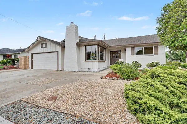 20025 Cedar Tree Lane, CUPERTINO, CA 95014