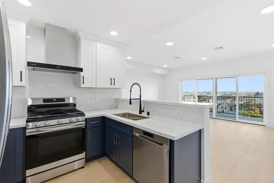 560 El Camino Real  #206, San Carlos, CA 94070 - #3