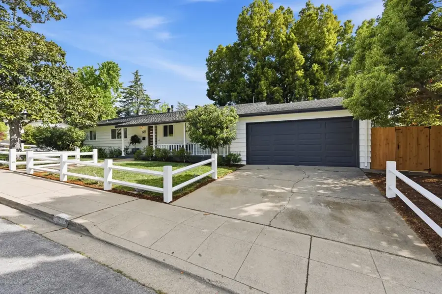 681 Emerald Hill Road, Redwood City, CA 94061 - #2