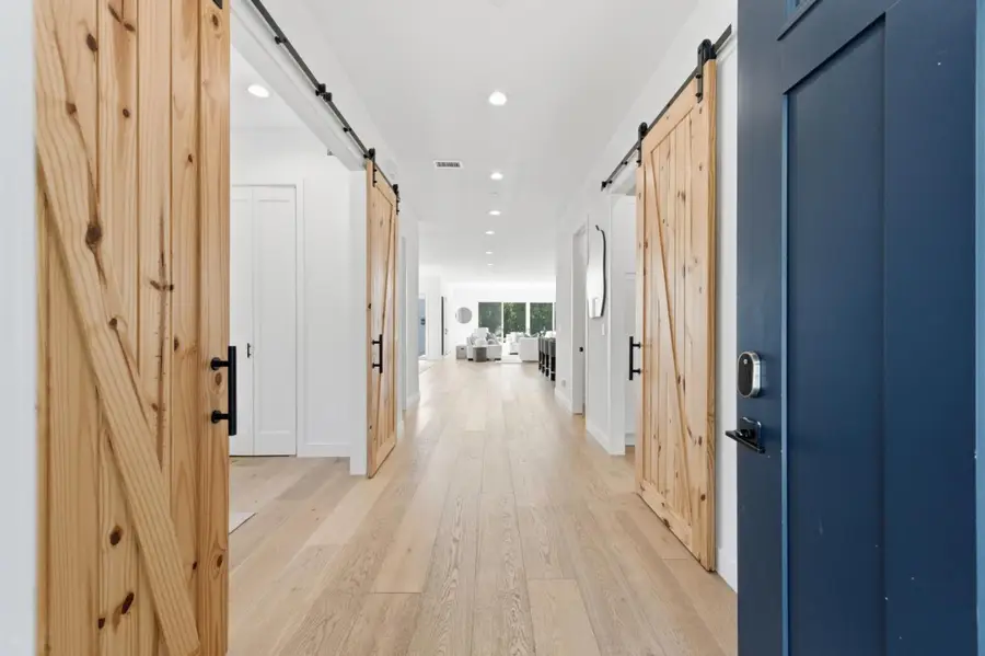 330 Grand Street, Redwood City, CA 94062 - #2