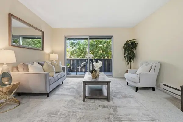 143 Piccadilly Place  #F, SAN BRUNO, CA 94066