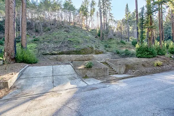 315 Lake Drive, BOULDER CREEK, CA 95006