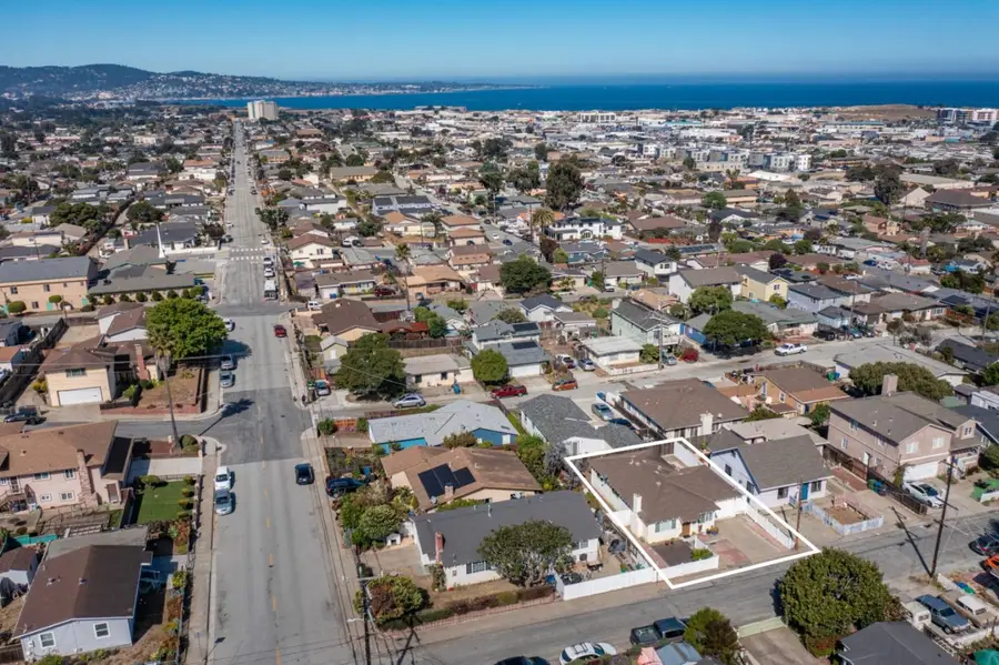 1425 Luxton Street, Seaside, CA 93955 - #2