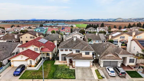 Address Withheld By Seller, SALINAS, CA 93906