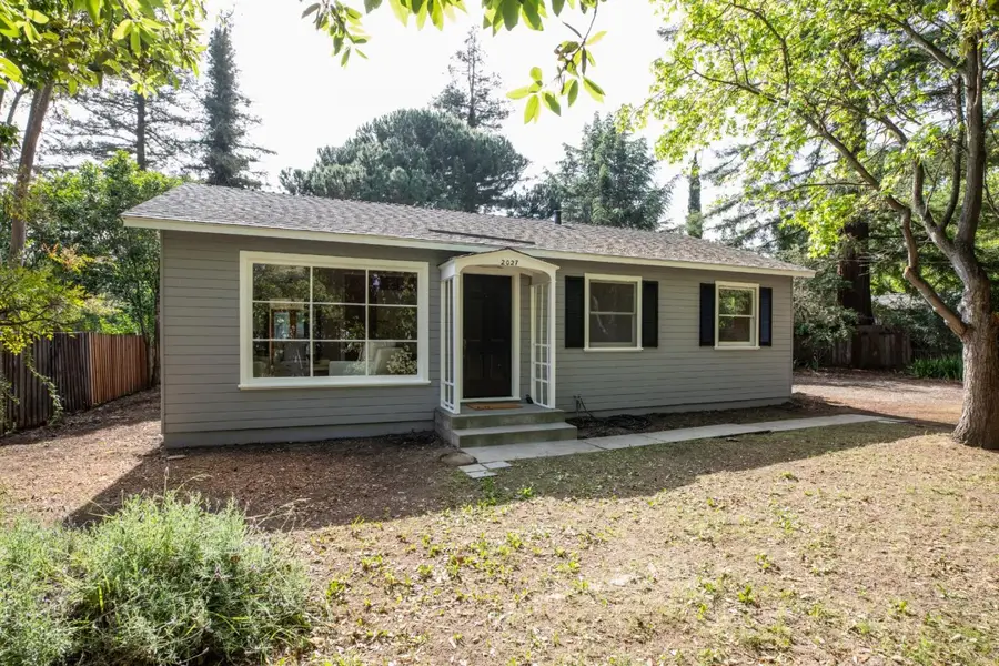 2027 Carol Avenue, Mountain View, CA 94040 - #2