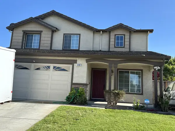 590 El Invierno Drive, GILROY, CA 95020