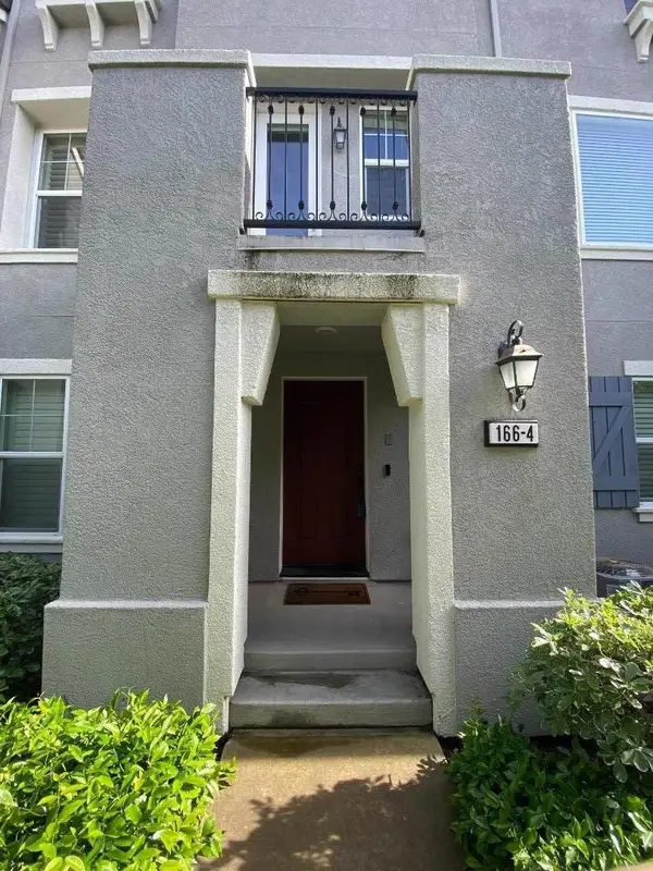 166 Selby Lane  #4, LIVERMORE, CA 94551